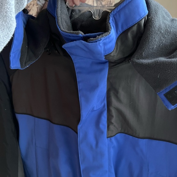 Warm Winter Coat - Picture 6 of 10